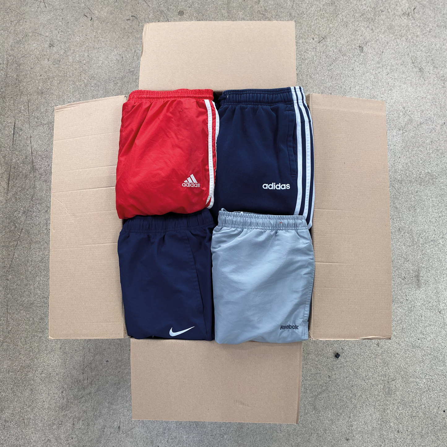 10x BRANDED TRACK PANTS