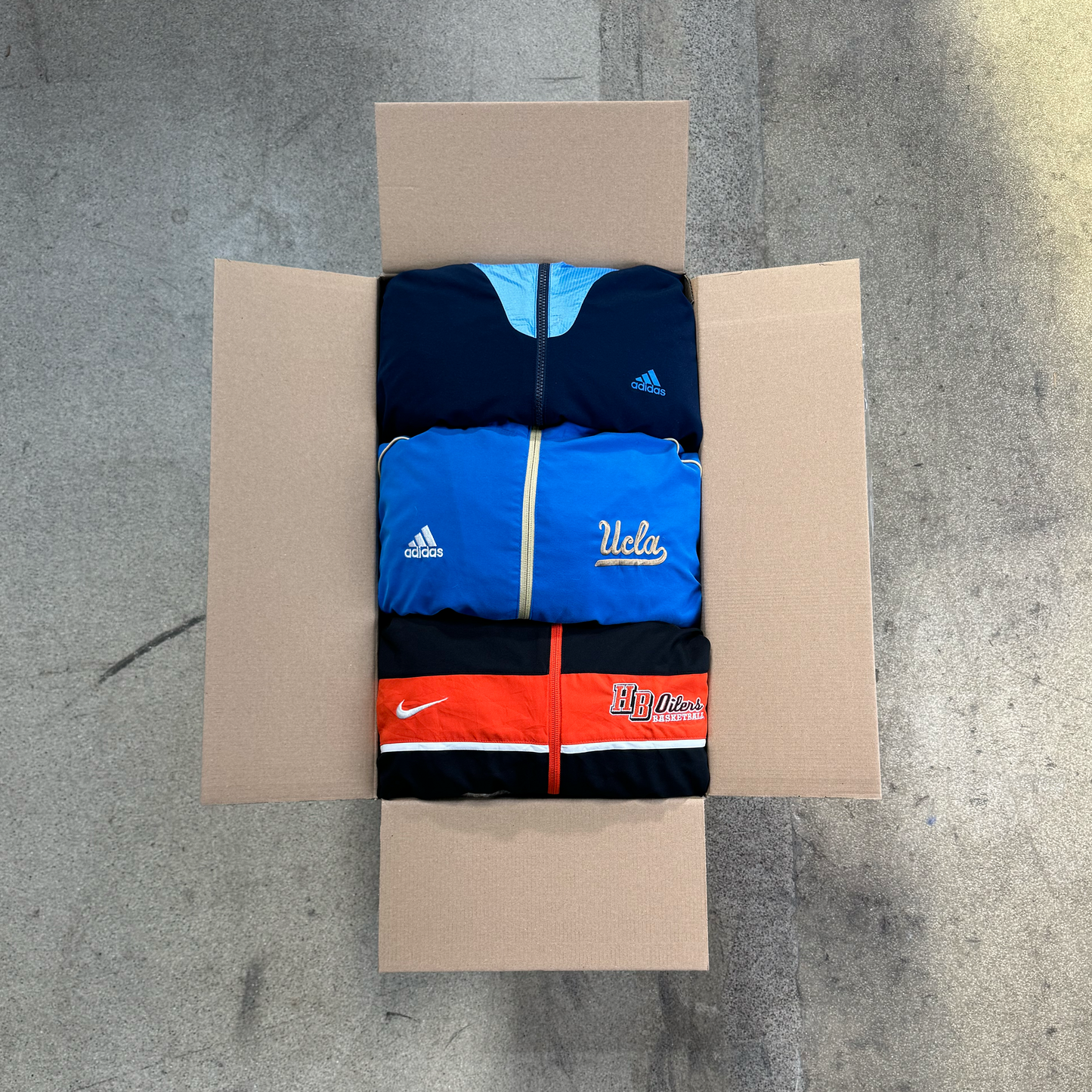 10x BRANDED NYLON JACKETS GRADE B