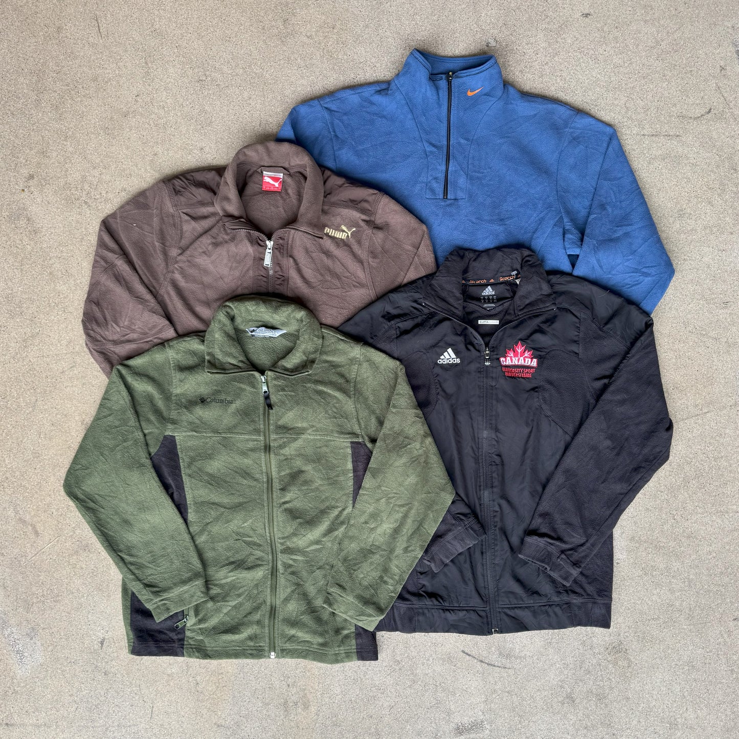 30x BRANDED FLEECE JACKETS