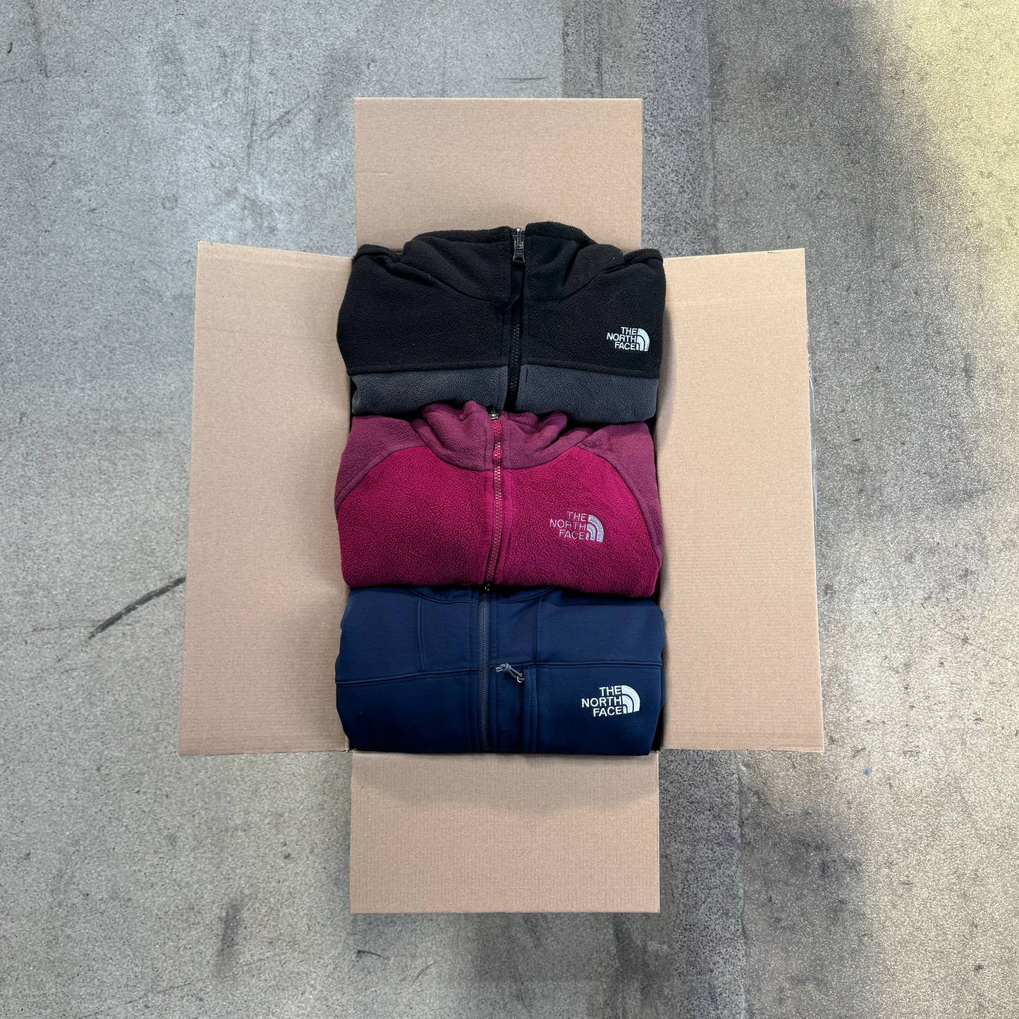 30x THE NORTH FACE FLEECE JACKETS GRADE B